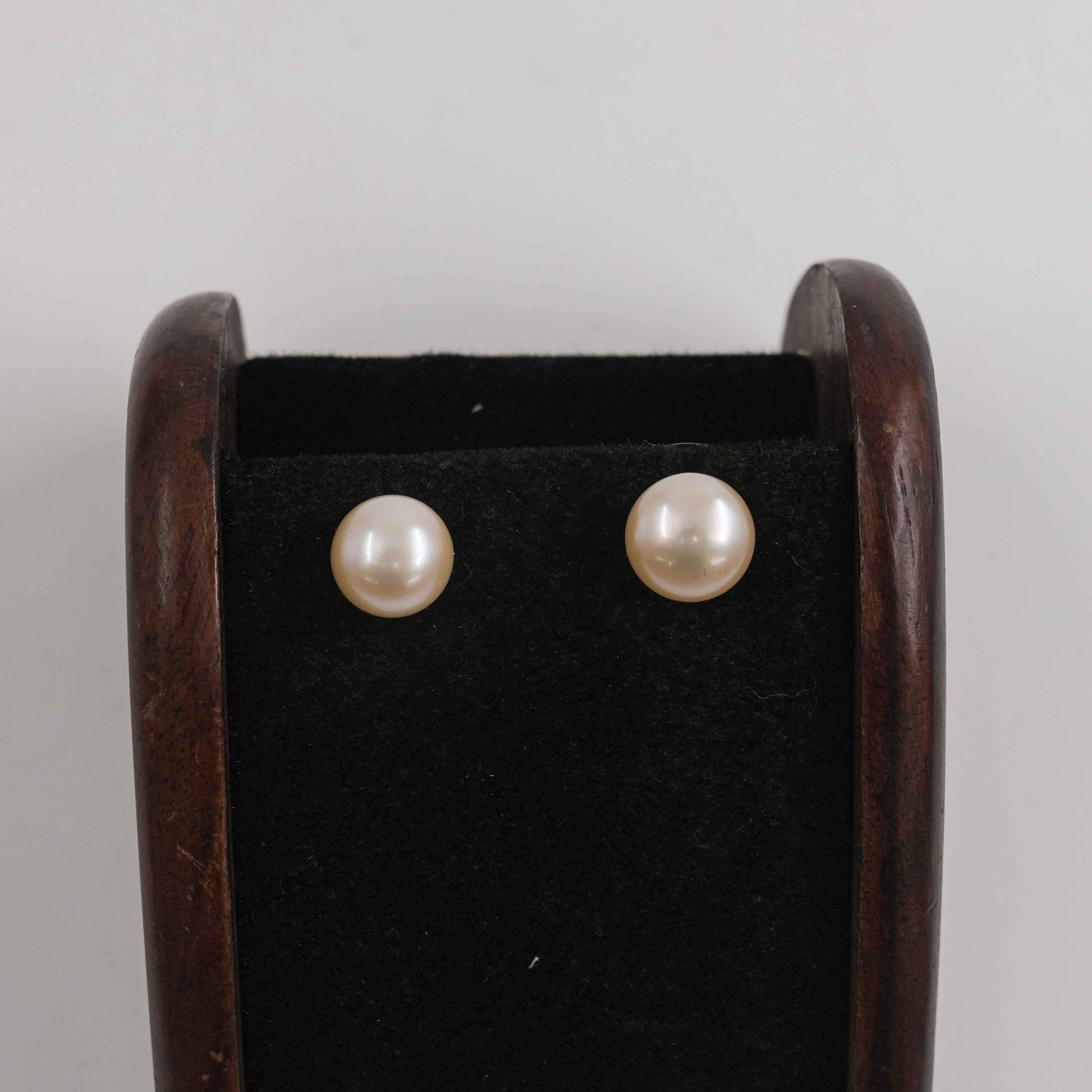 The Pearl Atelier by Kabra Pearls - Pearl Studs